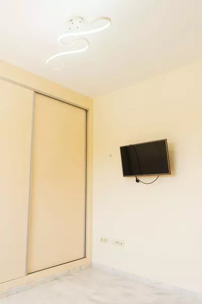 Middle Floor Apartment in Estepona