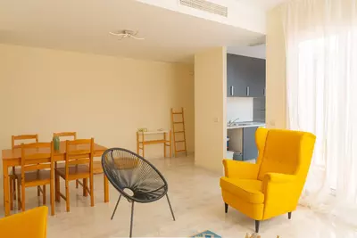 Middle Floor Apartment in Estepona