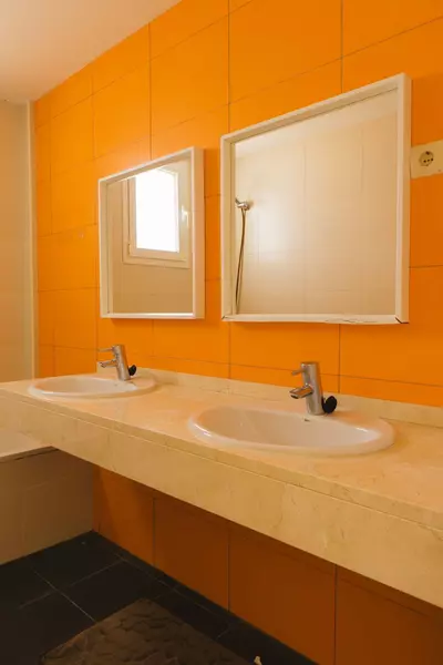 Middle Floor Apartment in Estepona
