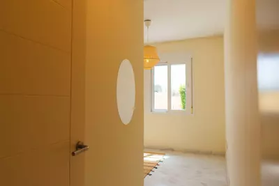 Middle Floor Apartment in Estepona