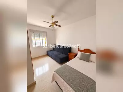 Middle Floor Apartment in Estepona