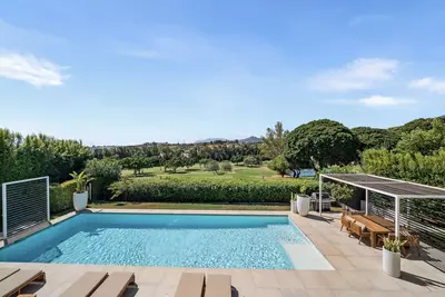 Detached Villa in Nueva Andalucía
