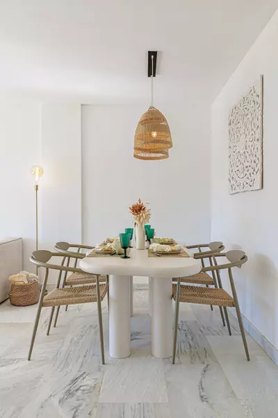 Middle Floor Apartment in Benahavís
