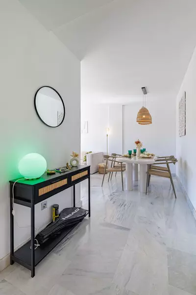 Middle Floor Apartment in Benahavís