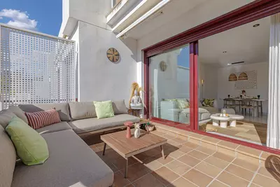 Middle Floor Apartment in Benahavís