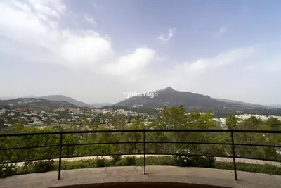 Penthouse in Nueva Andalucía