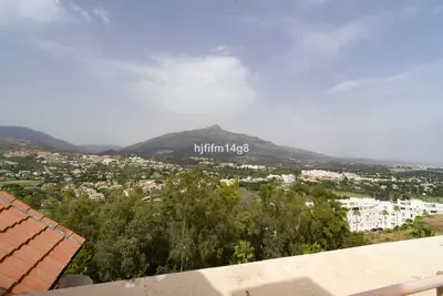 Penthouse in Nueva Andalucía