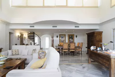 Penthouse in Nueva Andalucía
