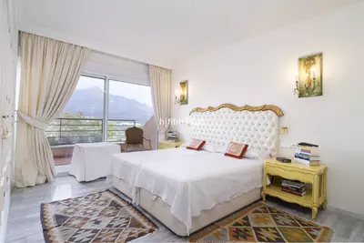 Penthouse in Nueva Andalucía