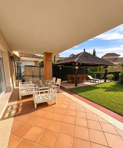Semi-Detached House in Marbella
