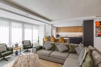Middle Floor Apartment in Marbella