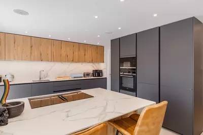 Middle Floor Apartment in Marbella