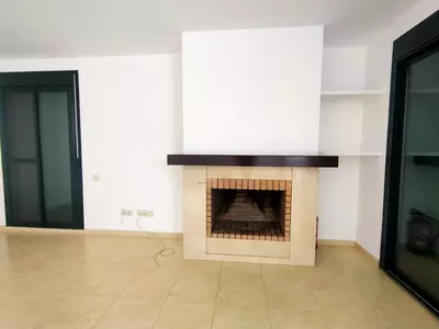 Semi-Detached House in Cancelada