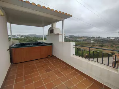 Semi-Detached House in Cancelada