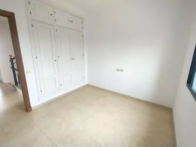 Semi-Detached House in Cancelada