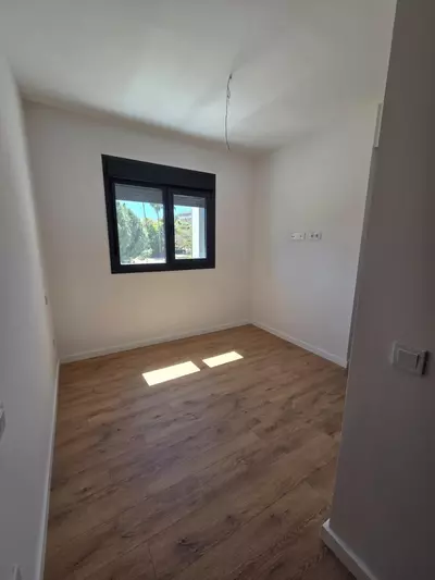 Middle Floor Apartment in Estepona