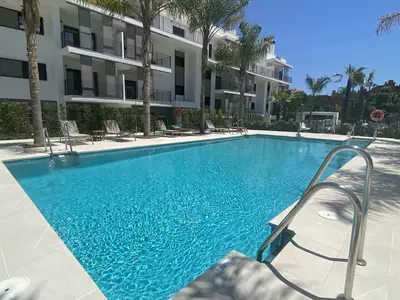 Middle Floor Apartment in Estepona