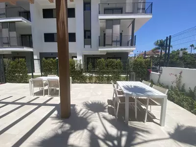 Middle Floor Apartment in Estepona