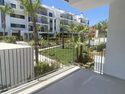 Middle Floor Apartment in Estepona