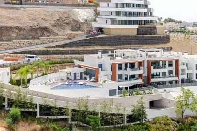 Ground Floor Apartment in Benahavís