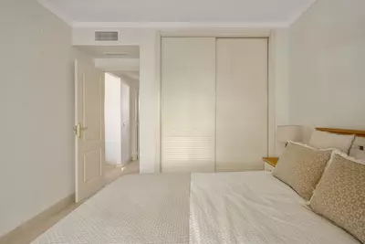 Middle Floor Apartment in Nueva Andalucía