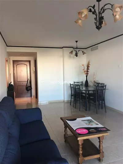 Middle Floor Apartment in Estepona