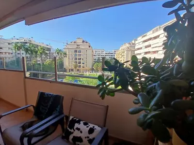 Middle Floor Apartment in Estepona