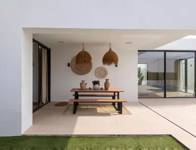 Detached Villa in El Paraiso