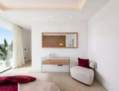 Detached Villa in El Paraiso