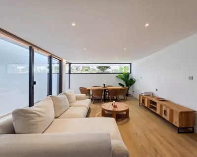 Detached Villa in El Paraiso