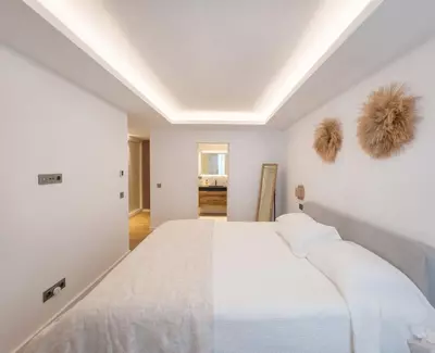 Detached Villa in El Paraiso