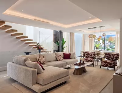 Detached Villa in El Paraiso