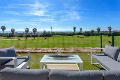 Ground Floor Apartment in Casares Playa