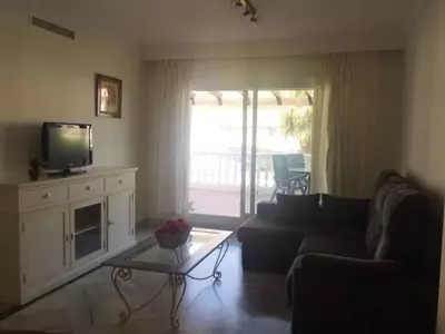 Middle Floor Apartment in Puerto Banús