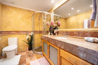 Middle Floor Apartment in Puerto Banús