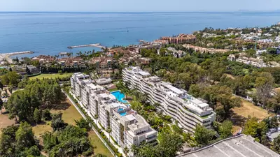 Middle Floor Apartment in Puerto Banús
