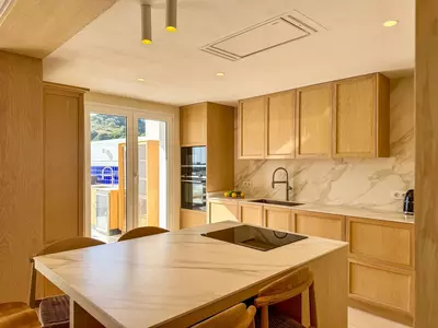 Middle Floor Apartment in Nueva Andalucía