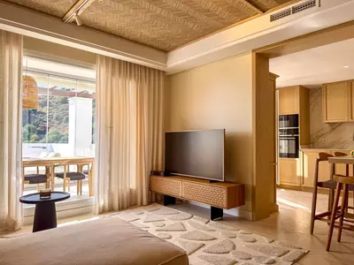 Middle Floor Apartment in Nueva Andalucía