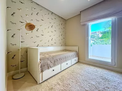 Middle Floor Apartment in Nueva Andalucía