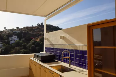 Middle Floor Apartment in Nueva Andalucía