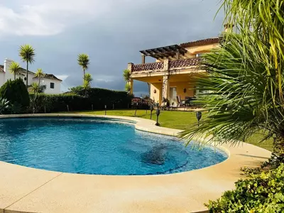 Detached Villa in Casares