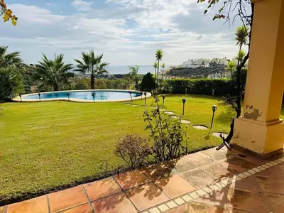 Detached Villa in Casares