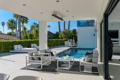 Detached Villa in Los Monteros