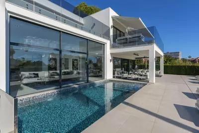 Detached Villa in Los Monteros