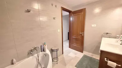 Middle Floor Apartment in Estepona