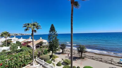 Middle Floor Apartment in Estepona
