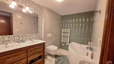 Middle Floor Apartment in Estepona