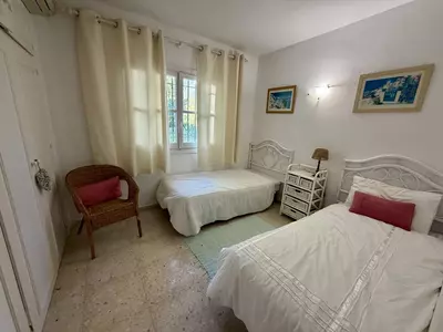 Ground Floor Apartment in El Paraiso