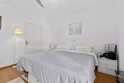 Middle Floor Apartment in Estepona
