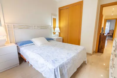 Middle Floor Apartment in Estepona